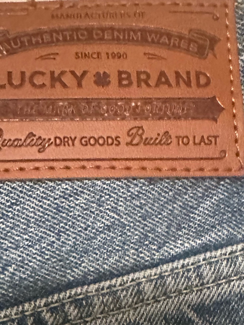 New with tags. Never worn Lucky Brand Men’s Light Wide Leg